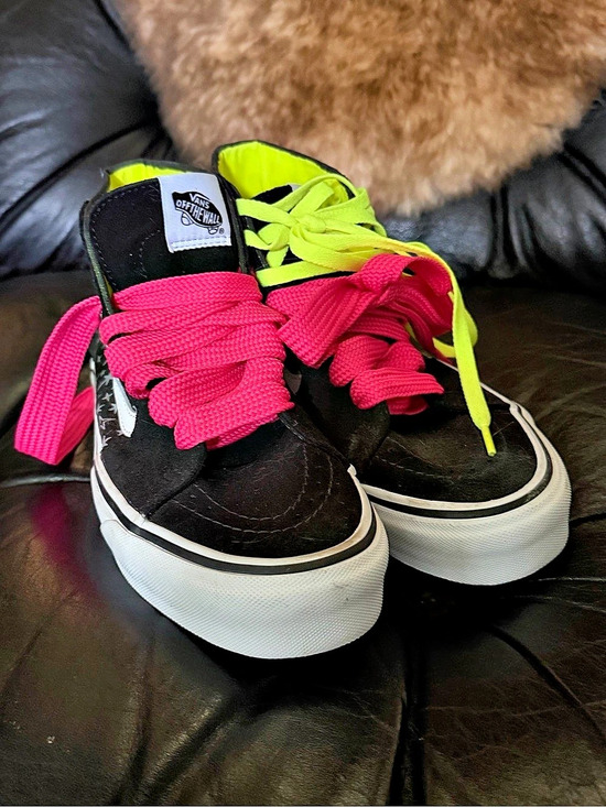Vans Other - Vans Sk8-Hi Black Star Kids High Top Sneakers Black & White